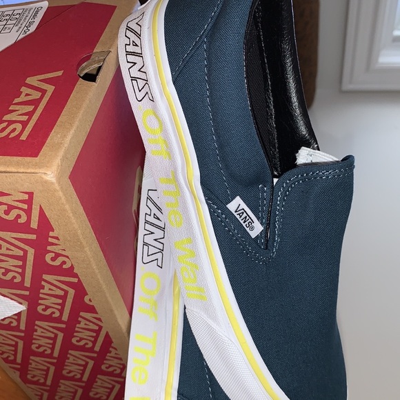 Vans - Picture 6 of 8